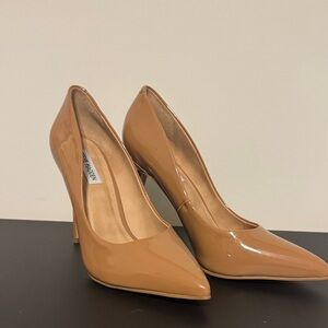 Steve Madden Women's Nude Patent Heels